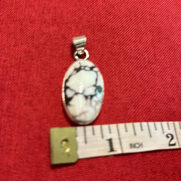 NEW Sterling silver wild horse pendant - Picture 6 of 7